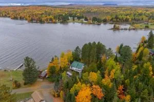 Split Rock Cottage - Millinocket