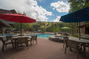 Trappers Crossing 8763