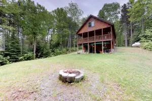 Bobcat Cabin - Millinocket