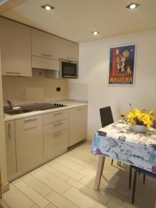 JOLI STUDIO VUE MER, VIEILLE VILLE MENTON