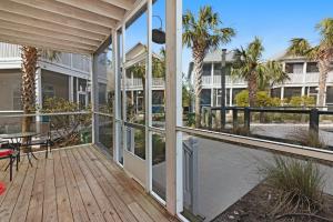 Barefoot Cottages #B24