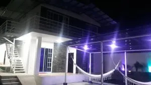 L'Vanna Hotel - Los Camarones