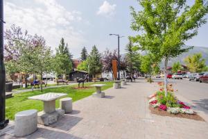 Bridgepoint Condo on Trail Creek