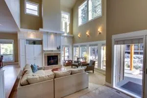 River Wild at Mt. Bachelor Village - Бенд