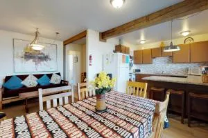 Beach Retreat -- Lower Retreat - South Beach