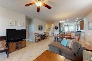 Three Bedroom Apartment room in Vista del Mar