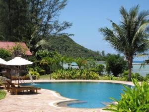 Malibu Beach Bungalows