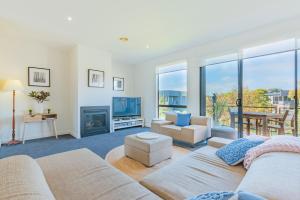 3 Bedroom Townhouse - Pool and Tennis Court Access