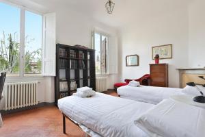 Via della Chiesa Apartments