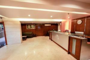 Hotel Lucky Goregaon