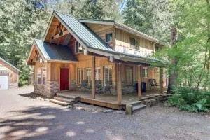 Crimson & Stone - Welches