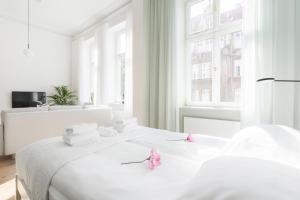 Deluxe MTP Apartments Matejki by Noclegi Renters