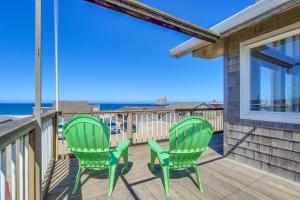 Three Bedroom House room in The Kiwanda Surf House