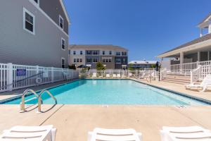 Broad Marsh Beach House II