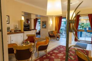 Hotels Hotel Restaurant Charbonnel : photos des chambres