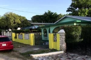 Canary Wall, Boscobel, Oracabessa, Jamaica