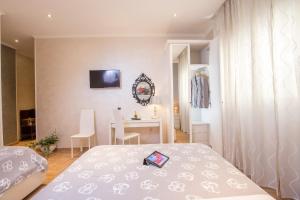 Starry Rome Guest House