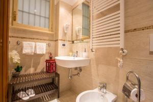 Starry Rome Guest House