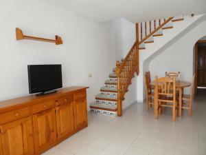 Apartamentos La Cova 3000