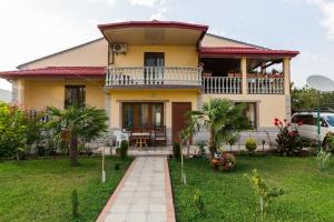 Alexs Guest House