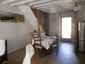 Maisons de vacances Mini Tribu de Beauval 2ch Saint Aignan jardin et parking prive : photos des chambres