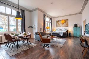 Appartement Stilvolles Industrieloft • Boxspringbett & Netflix Kassel Duitsland