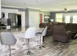 Contemporary yet Cozy Fun