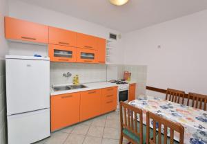 Apartment Dijo I