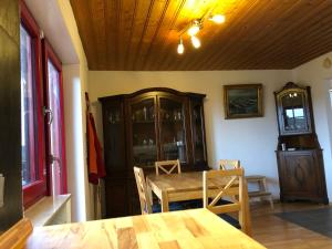 Natürlicher Holzkomfort im hessischen Kegelspiel