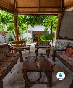 Blue World Dharavandhoo