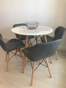 Appartements Le petit coin de Paradis : photos des chambres