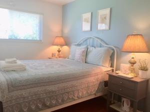 Lee home