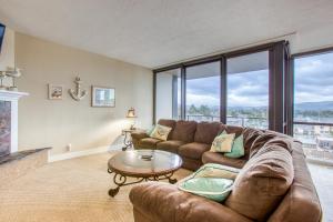 Two Bedroom Apartment  room in Sand & Sea: The Holladay (418)