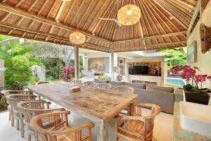 The Sari Balangan Villa