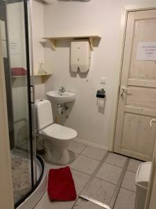 Twin Room - Semi-Basement Floor room in Süda Hostel