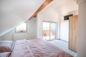 Apartment & Room Pristov