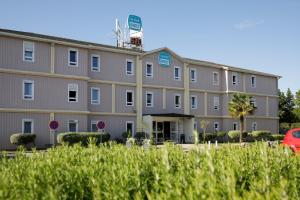 Hotels KYRIAD DIRECT Orleans - La Chapelle St Mesmin : photos des chambres
