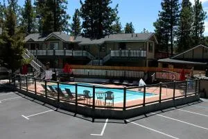 Fireside Lodge - بيغ بير لاكي