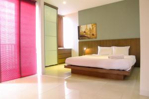 Modern 2BR Cervino Village Apartment By Travelio