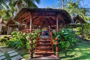 Coco Palm Beach Resort