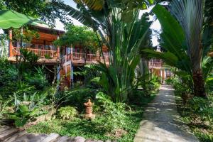 Coco Palm Beach Resort