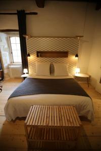 B&B / Chambres d'hotes Chateau Saint Martin B&B : Chambre Double ou Lits Jumeaux - Vue sur Jardin