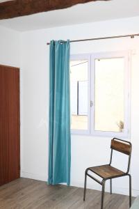 ROGERIO en PLEIN CENTRE DE LISLE SUR SORGUE