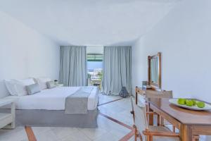 Knossos Beach Bungalows Suites Resort & Spa