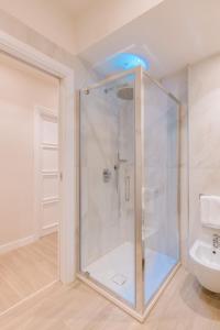 King Suite with Spa Bath room in Rhea Silvia Luxury Navona