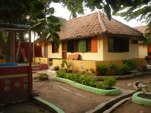 A Hotel Com Big Milly S Backyard Resort Kokrobite Ghana