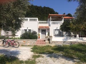 Villa Tillia Skopelos Greece