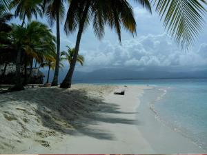 San Blas Islands - Private Cabin Over-the-Ocean including Meals