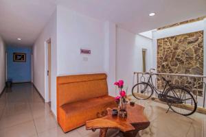 RedDoorz near Cilandak Town Square