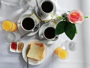 Golden Crown Grand Hotel